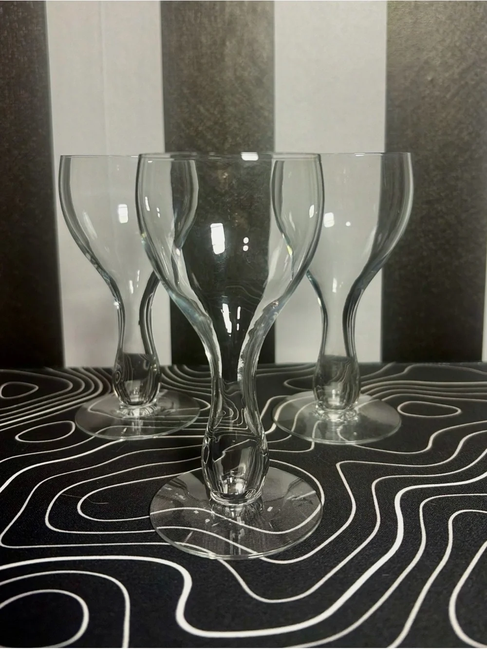 Set of 3 Vintage MCM Hollow Stem Wine Glasses Clear Art Glass 5